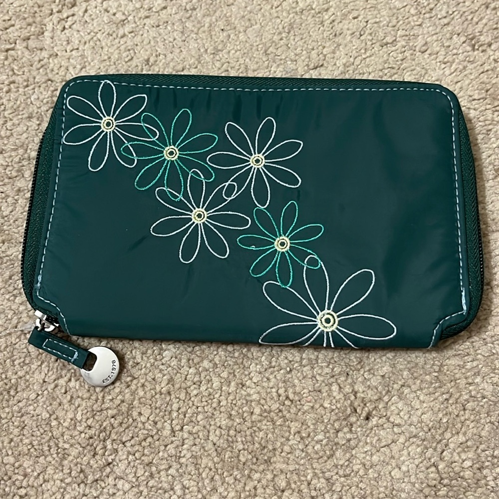 Travelon wallet